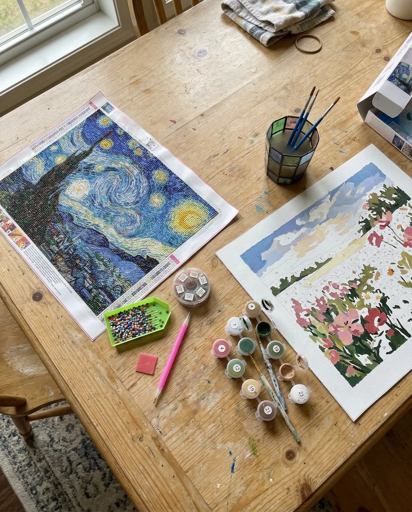 Timanttimaalaus vai numeromaalaus – kumpi sopii sinulle?