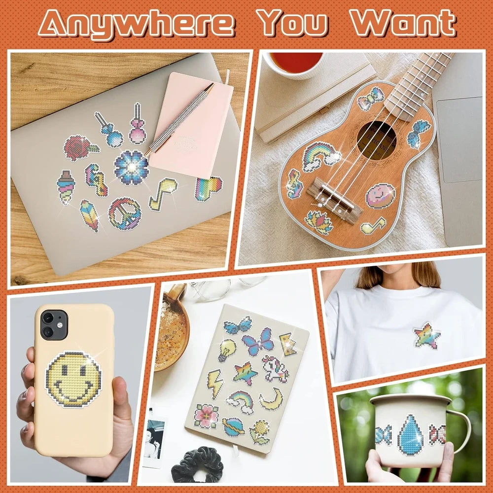 Timanttitarroja kiinnitettynä puhelimen kuoreen, kannettavan kanteen, mukiin ja vihkoon.