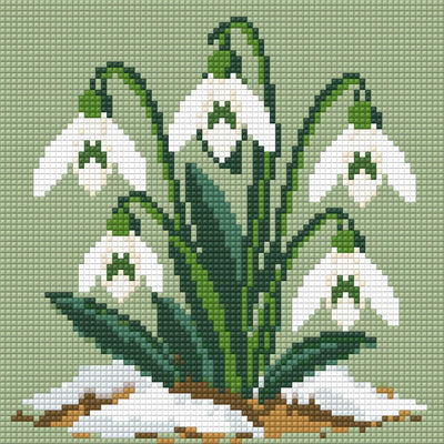 First Snowdrops, 20x20 cm timanttimaalaus – lopullisen kuvion esikatselu
