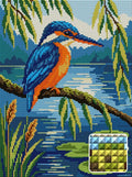 Thumbnail for Kingfisher Pond, 30x40 cm timanttimaalaus – lopullisen kuvion esikatselu ja lähikuva neliönmuotoisista timanteista