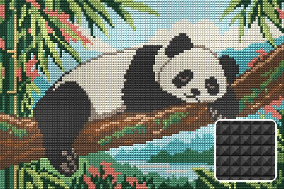 Panda Nap on the Crooked Bough, 30x20 cm timanttimaalaus – lopullisen kuvion esikatselu ja lähikuva neliönmuotoisista timanteista