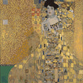 Thumbnail for Numeromaalaus Klimtin muotokuvasta, jossa tummahiuksinen nainen istuu kultaisten kuvioiden keskellä.
