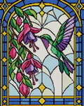 Thumbnail for Lasimaalaustyylinen kolibri ja fuksiat, 40x50 cm timanttimaalaus – koko kuvion esikatselu