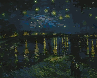 Numeromaalaus van Goghin Tähtikirkkaasta yöstä Rhônen yllä: tähtitaivas, joessa heijastuvat valot ja kaksi hahmoa rannalla.